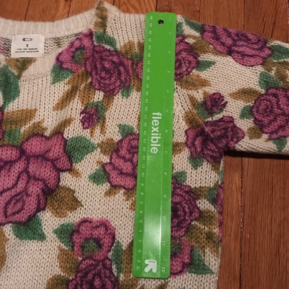 Pins & Needles Cream Rose Sweater - Picture 7 of 7